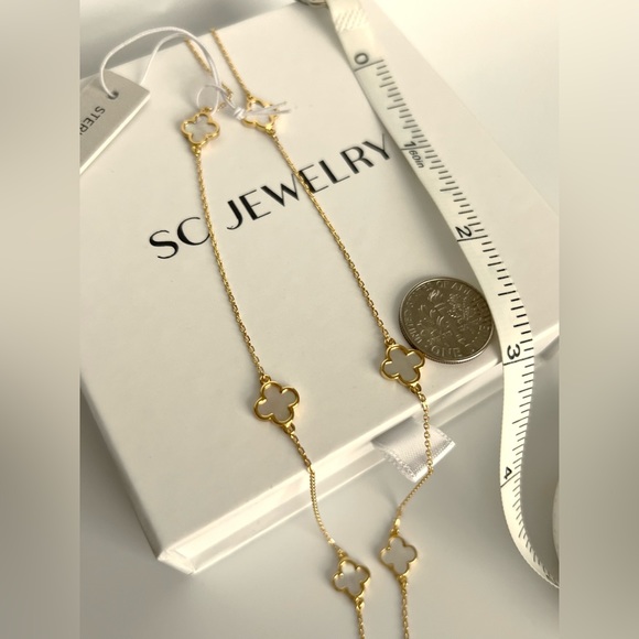 Rachel Zoe Clover Necklace Mother of Pearl Clover 7 Motif Double Sided - Picture 9 of 10